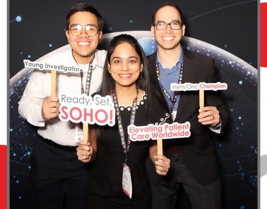Picture of happy people at SOHO 2024